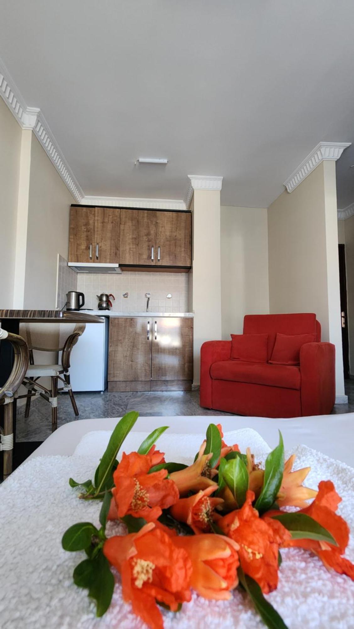 Irem Apart Hotel Мармарис Екстериор снимка