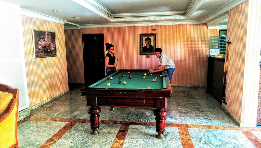 Irem Apart Hotel Мармарис Екстериор снимка