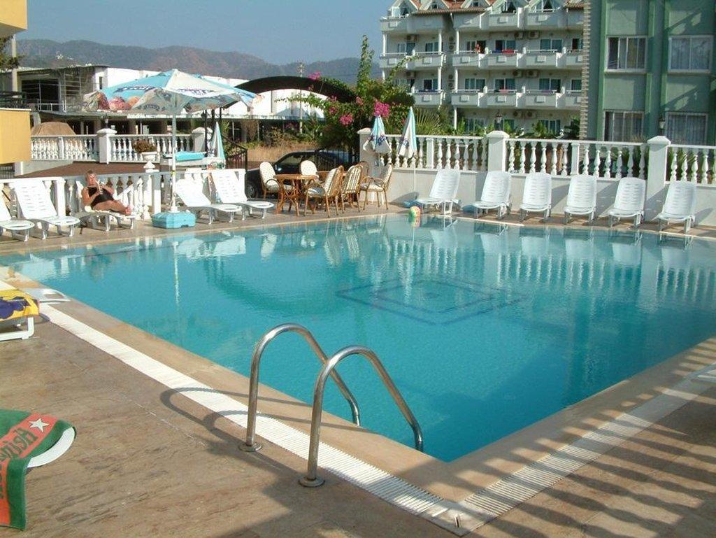 Irem Apart Hotel Мармарис Екстериор снимка