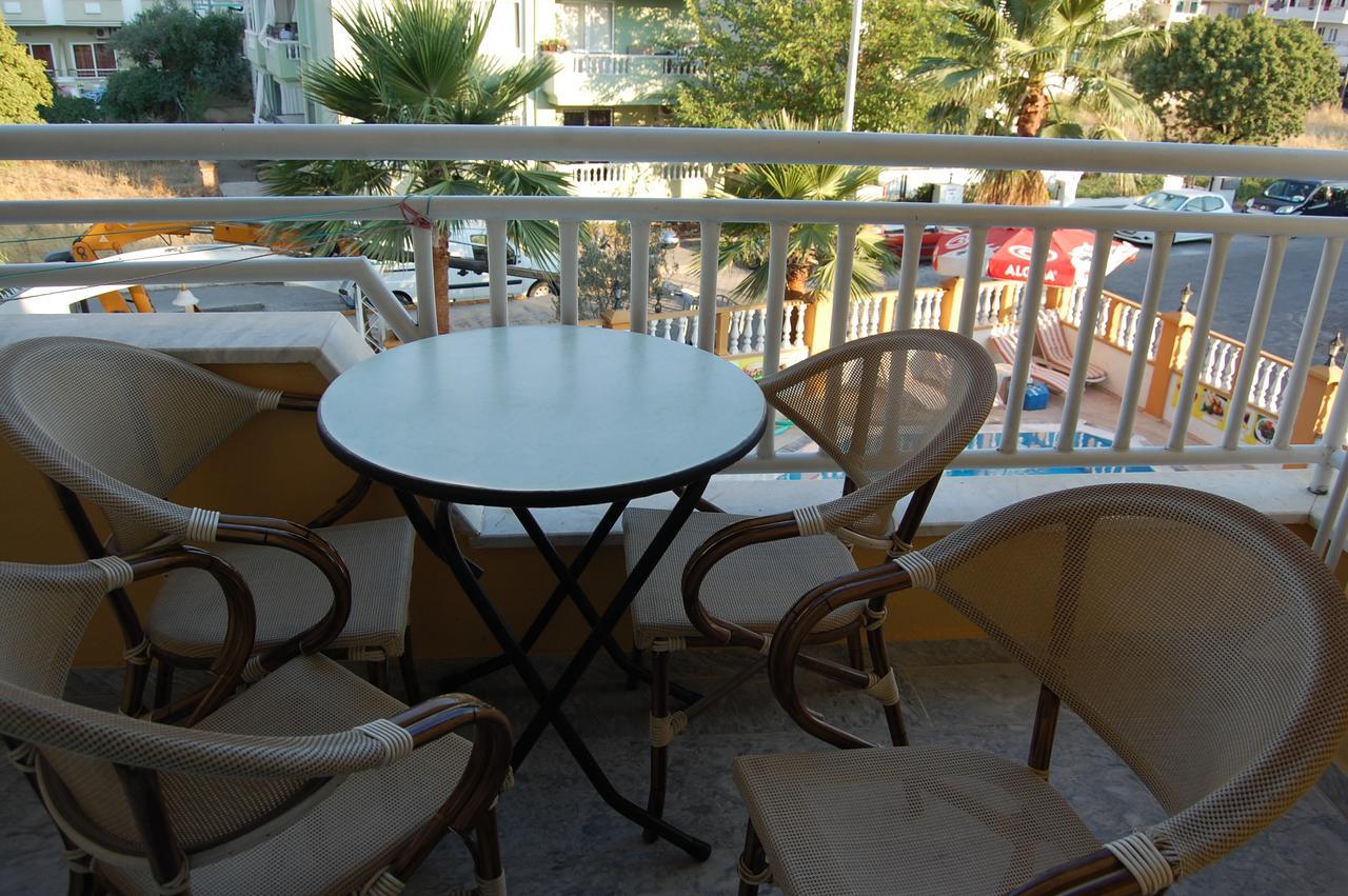 Irem Apart Hotel Мармарис Екстериор снимка